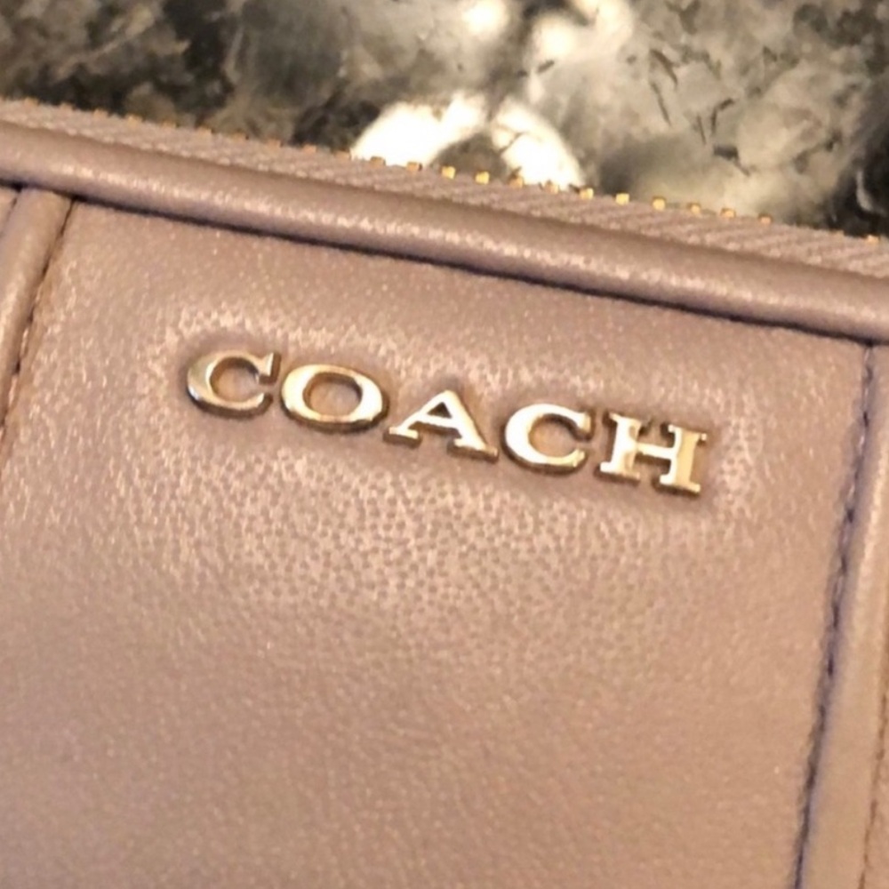 none - Picture 6 of 16